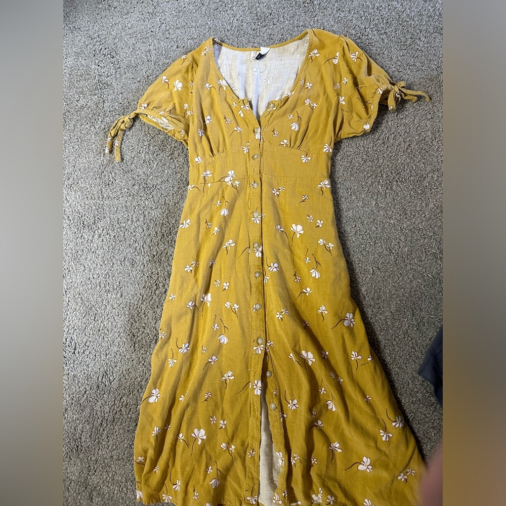 Universal threads size L midi dress